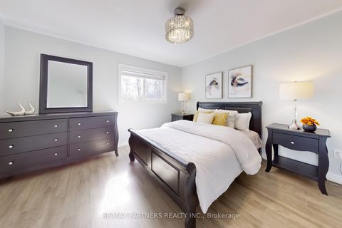 Photo 23 at 107 WORTHINGTON Avenue, Oak Ridges Lake Wilcox, Richmond Hill