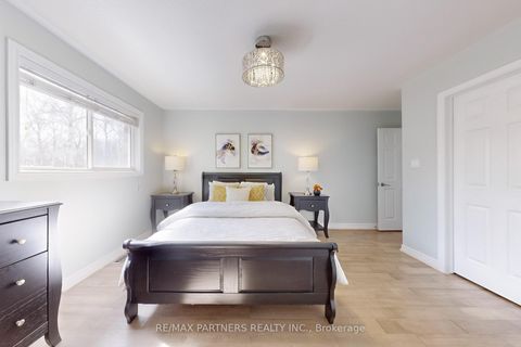 Photo 25 at 107 WORTHINGTON Avenue, Oak Ridges Lake Wilcox, Richmond Hill