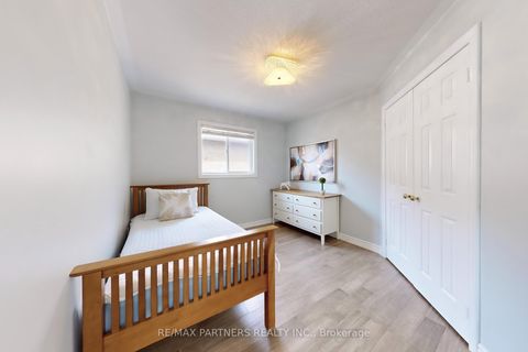 Photo 29 at 107 WORTHINGTON Avenue, Oak Ridges Lake Wilcox, Richmond Hill