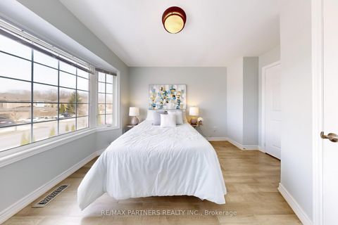 Photo 32 at 107 WORTHINGTON Avenue, Oak Ridges Lake Wilcox, Richmond Hill