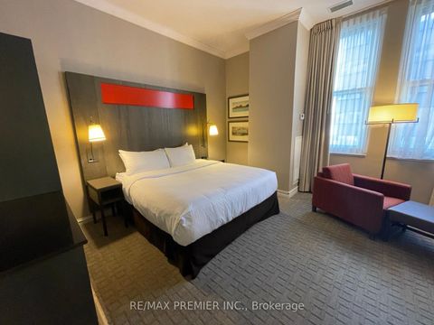 Photo 9 at 1105 - 1 King Street W, Bay Street Corridor, Toronto