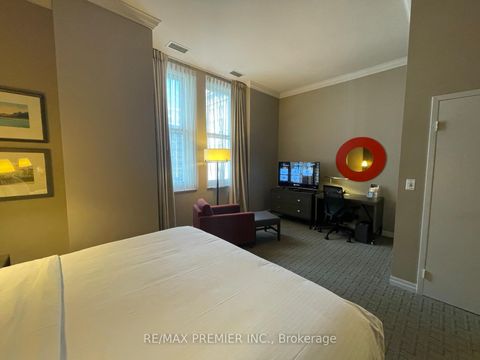 Photo 10 at 1105 - 1 King Street W, Bay Street Corridor, Toronto