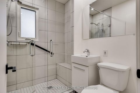 Photo 11 at 35 Cheshire Drive, Rosethorn, Toronto