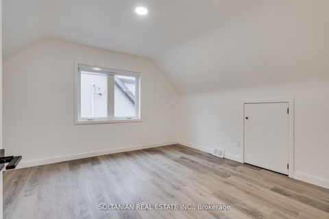 Photo 19 at 35 Cheshire Drive, Rosethorn, Toronto