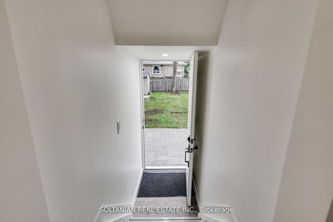 Photo 22 at 35 Cheshire Drive, Rosethorn, Toronto