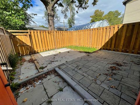 Photo 45 at 35 Cheshire Drive, Rosethorn, Toronto