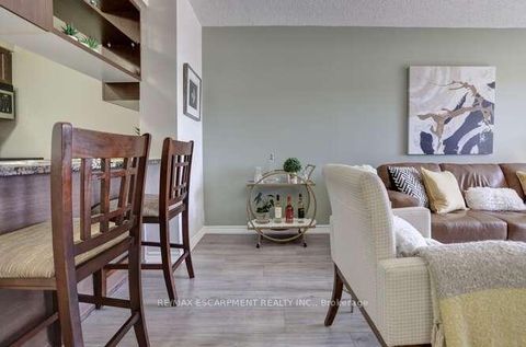 Photo 12 at 202 - 2391 Central Park Drive, RO River Oaks, Oakville