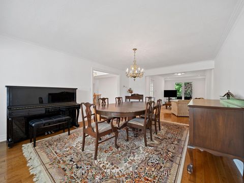 Photo 4 at 22 Ladyshot Crescent, York University Heights, Toronto