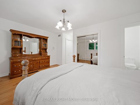 Photo 15 at 22 Ladyshot Crescent, York University Heights, Toronto