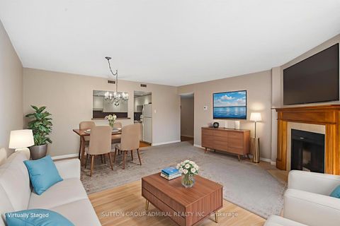 Photo 4 at 402 - 245 The Donway West, Don Mills, Toronto