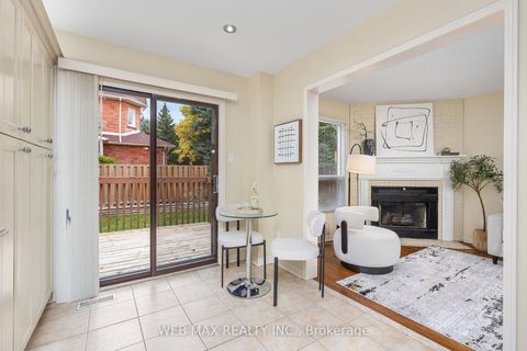 Photo 15 at 18 Samantha Circle, Doncrest, Richmond Hill