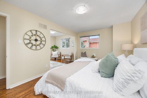 Photo 21 at 18 Samantha Circle, Doncrest, Richmond Hill