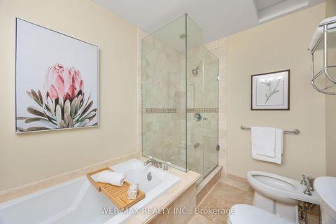 Photo 24 at 18 Samantha Circle, Doncrest, Richmond Hill