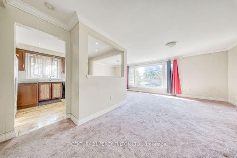 Photo 2 at 63 Hiscock Boulevard, Woburn, Toronto