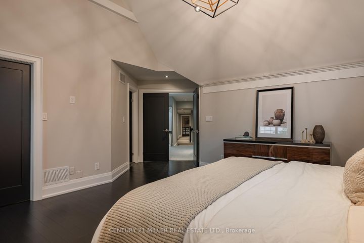 Photo 18 at 115 Charnwood Drive, FD Ford, Oakville