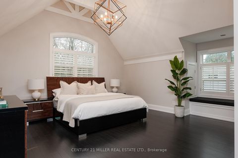 Photo 17 at 115 Charnwood Drive, FD Ford, Oakville