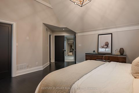 Photo 18 at 115 Charnwood Drive, FD Ford, Oakville