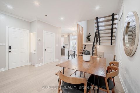 Photo 16 at 15 Longwood Avenue, Oak Ridges, Richmond Hill