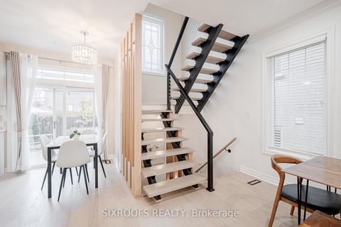 Photo 18 at 15 Longwood Avenue, Oak Ridges, Richmond Hill