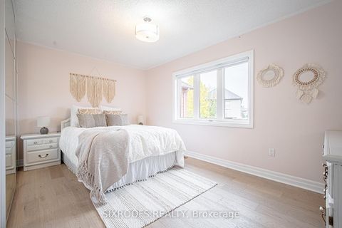 Photo 23 at 15 Longwood Avenue, Oak Ridges, Richmond Hill