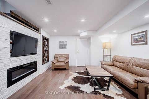 Photo 27 at 15 Longwood Avenue, Oak Ridges, Richmond Hill