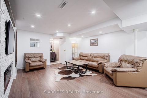 Photo 28 at 15 Longwood Avenue, Oak Ridges, Richmond Hill