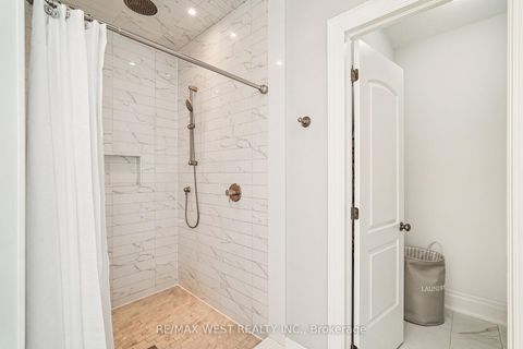 Photo 10 at 68 Walmer Road, North Richvale, Richmond Hill