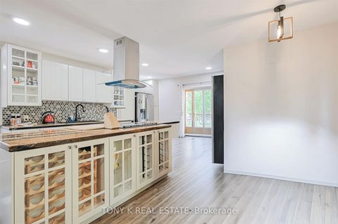 Photo 4 at 20 Granard Boulevard, Cliffcrest, Toronto