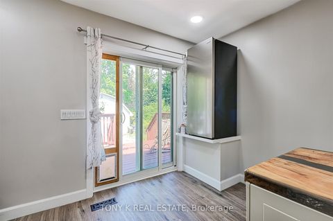 Photo 5 at 20 Granard Boulevard, Cliffcrest, Toronto