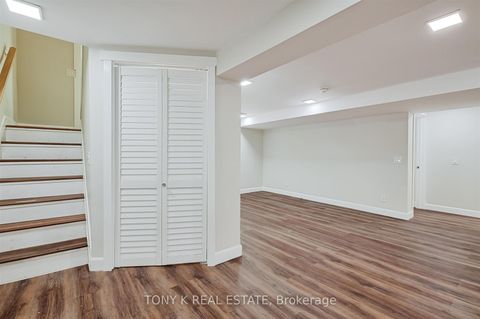 Photo 11 at 20 Granard Boulevard, Cliffcrest, Toronto