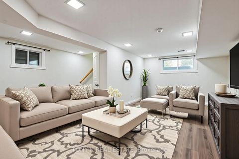 Photo 12 at 20 Granard Boulevard, Cliffcrest, Toronto