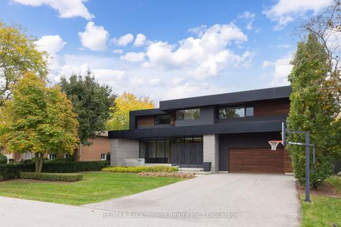 Photo 7 at 144 Sparling Court, SW Southwest, Oakville