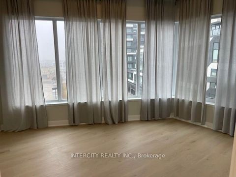 Photo 8 at 409 - 297 Oak Walk Drive, RO River Oaks, Oakville