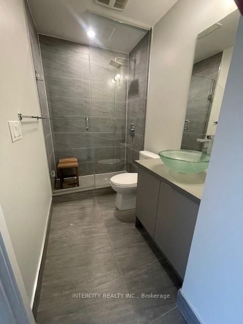 Photo 14 at 409 - 297 Oak Walk Drive, RO River Oaks, Oakville