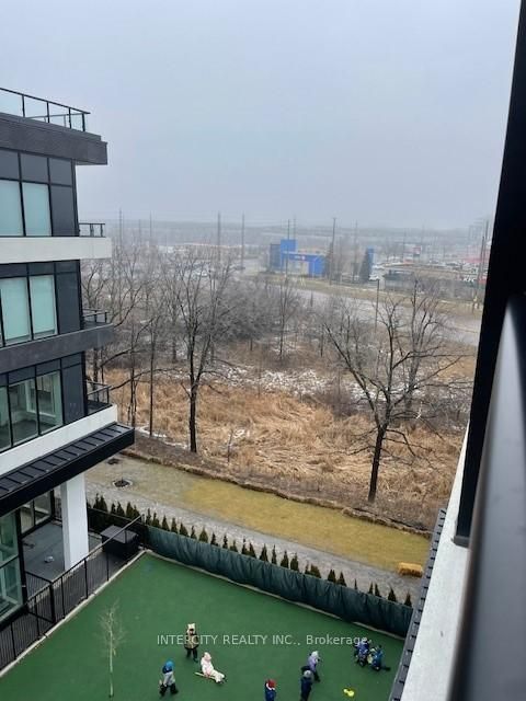 Photo 17 at 409 - 297 Oak Walk Drive, RO River Oaks, Oakville