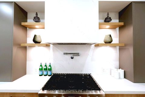 Photo 13 at 257 Chisholm Avenue, Lumsden, Toronto