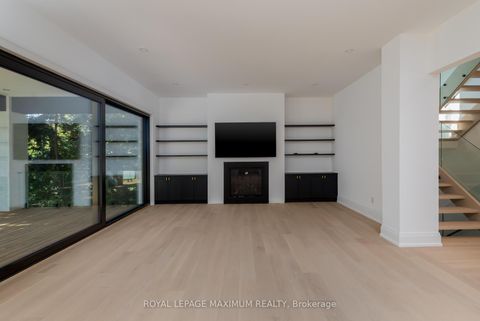 Photo 3 at 67 Davidson Street, Islington Woods, Vaughan