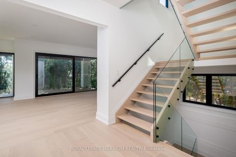 Photo 4 at 67 Davidson Street, Islington Woods, Vaughan