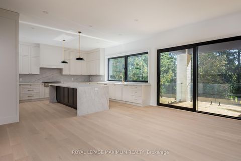 Photo 5 at 67 Davidson Street, Islington Woods, Vaughan