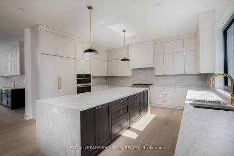 Photo 7 at 67 Davidson Street, Islington Woods, Vaughan