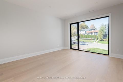 Photo 25 at 67 Davidson Street, Islington Woods, Vaughan