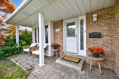 Photo 2 at 16 Mayvern Crescent, North Richvale, Richmond Hill