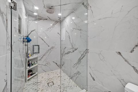 Photo 23 at 16 Mayvern Crescent, North Richvale, Richmond Hill