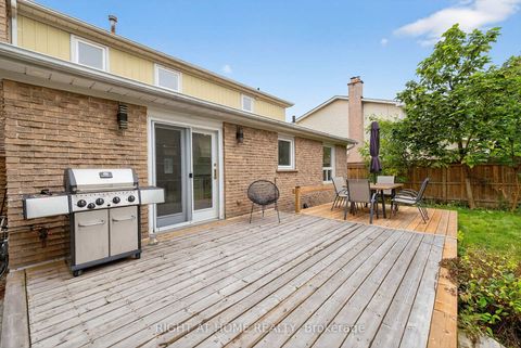 Photo 29 at 16 Mayvern Crescent, North Richvale, Richmond Hill