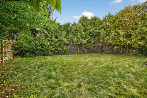 Photo 31 at 16 Mayvern Crescent, North Richvale, Richmond Hill