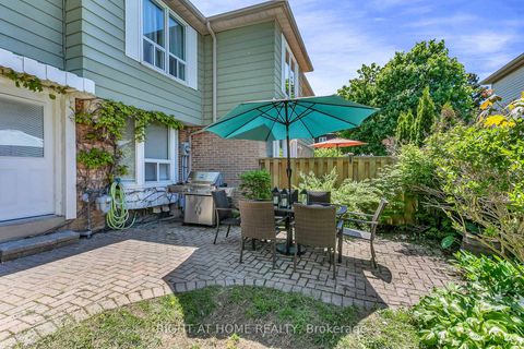 Photo 30 at 25 Castle Rock Drive, North Richvale, Richmond Hill