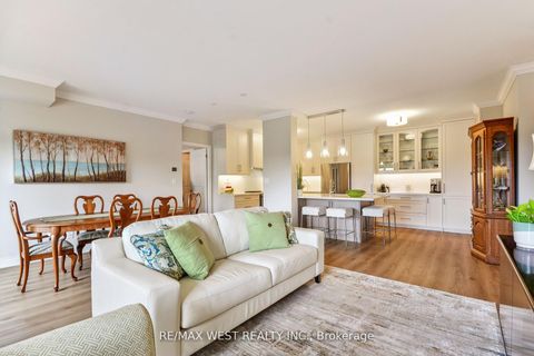 Photo 3 at 321 - 281 Woodbridge Avenue, West Woodbridge, Vaughan