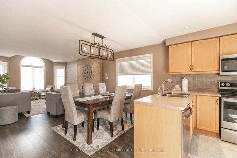 Photo 7 at 55 MARSELLUS Drive, Holly, Barrie