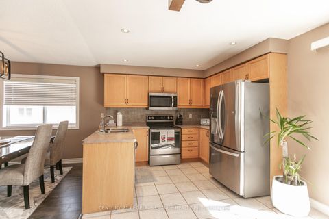 Photo 11 at 55 MARSELLUS Drive, Holly, Barrie