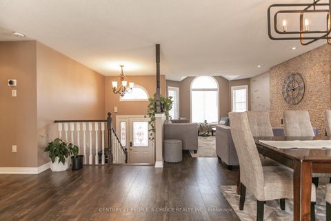 Photo 15 at 55 MARSELLUS Drive, Holly, Barrie